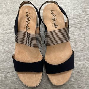 Lifestride Navy (Almost Black) Sandal - 9.5 M -  NWOB